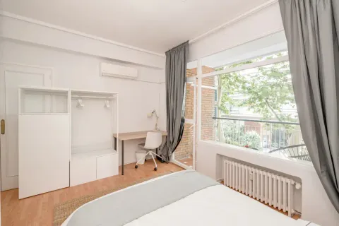 Quarto para alugar, Madrid (2/10)