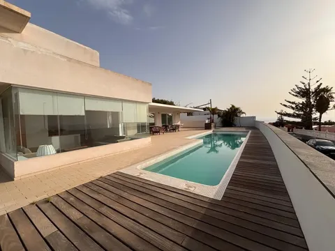Casa 280 m² a El Rosario