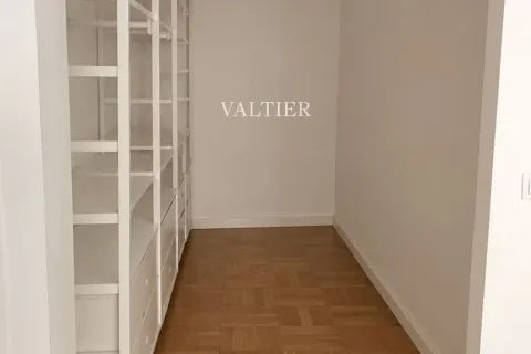 Appartamento 130 m² a Madrid