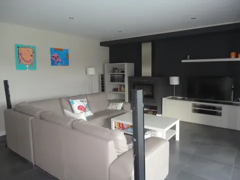 Casa 285 m² a Corbera de Llobregat