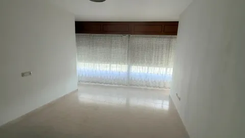 Appartement 102 m² à Ares