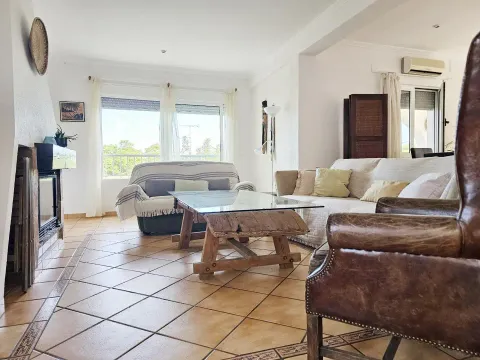 Haus 196 m² in Dénia