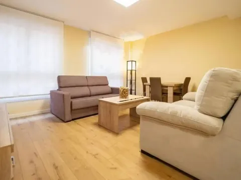 Wohnung 53 m² in Gijón / Xixón