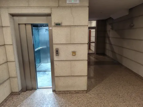 Pis de 82 m² a Ourense