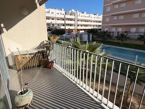 Pis de 100 m² a Oriola