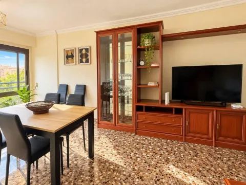 Pis de 80 m² a València