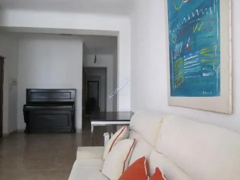 Flat 105 m² in Granada (4/28)