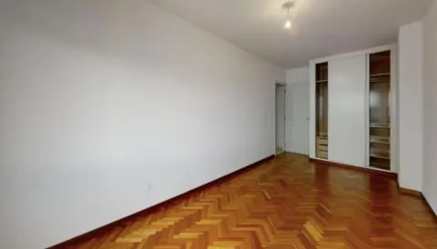 Flat 90 m² in Cambre (2/7)