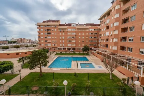 Pis de 84 m² a Almeria