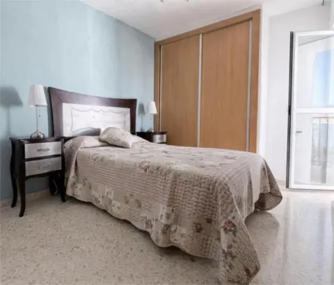 Piso de 75 m² en Comares
