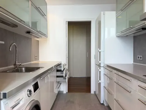 Appartamento 140 m² a Madrid