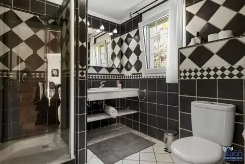 Casa de 412 m² a Estepona