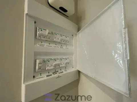 Pis de 77 m² a València