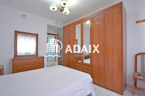 Appartamento 80 m² a Cáceres