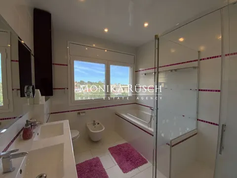 Casa de 434 m² a Castelldefels