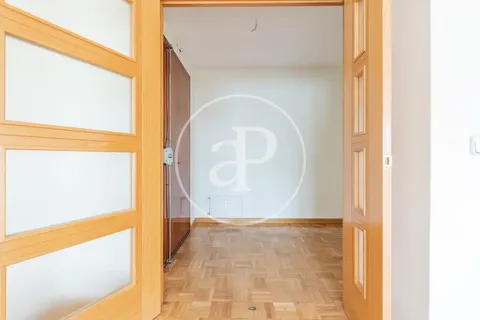 Wohnung 180 m² in Madrid