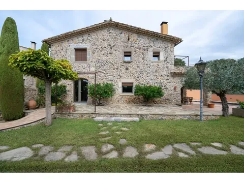 Casa de 282 m² a Garrigàs