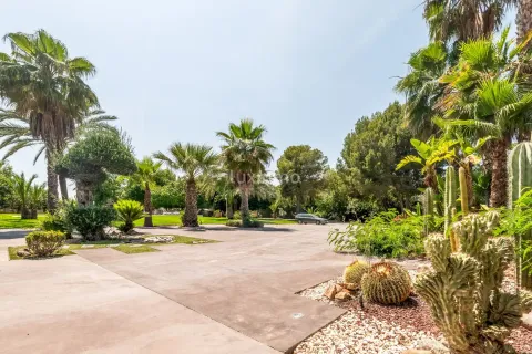 Haus 260 m² in Benidorm