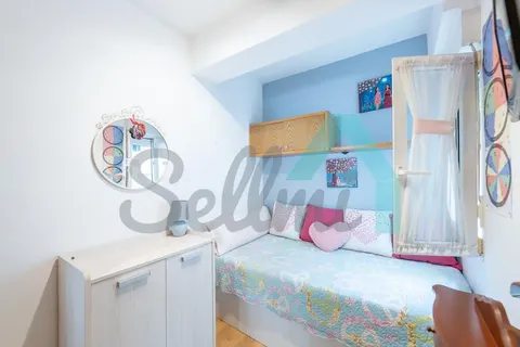 Flat 52 m² in Oviedo