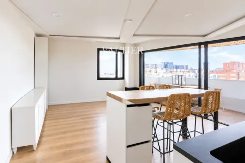Квартира 100 м² в Мадриде