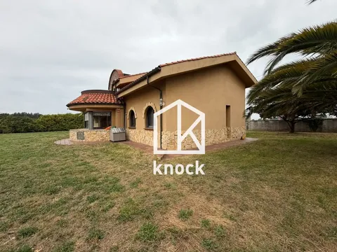 Casa 217 m² a Villaviciosa