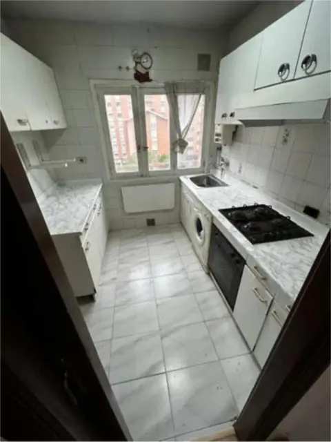Pis de 75 m² a Gijón (2/7)