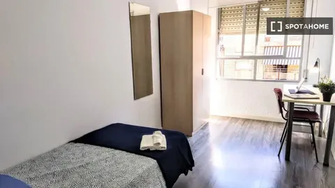 Habitació de lloguer, Burjassot