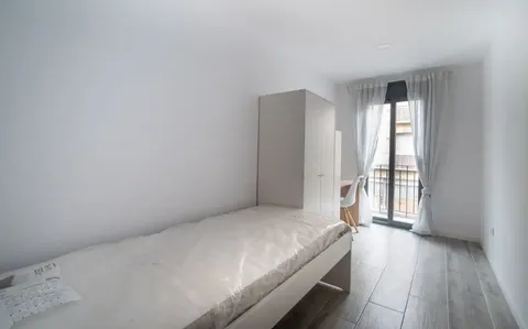 Habitació de lloguer, Igualada