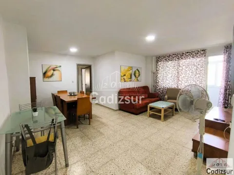 Flat 101 m² in Cádiz (2/23)