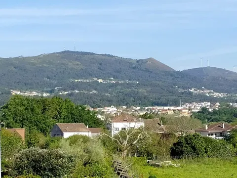 Pis de 100 m² a Tui