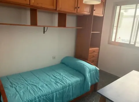 Pis de 80 m² a Còrdova