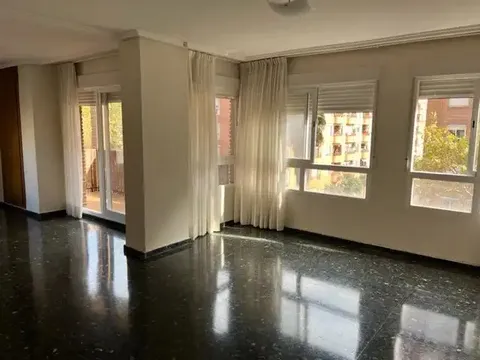 Appartamento 102 m² a Valencia