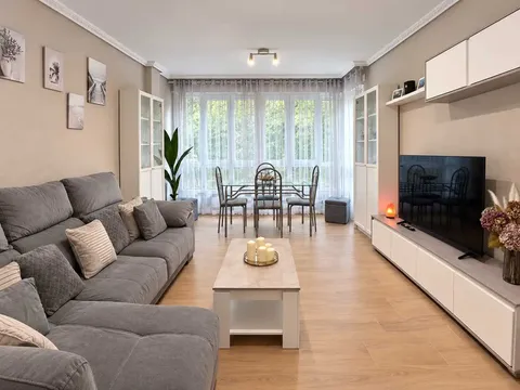 Piso de 100 m² en Cabezón de la Sal