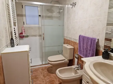 Pis de 76 m² a la Pobla de Vallbona