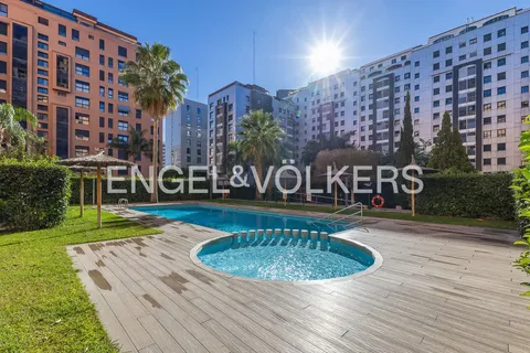 Pis de 85 m² a València