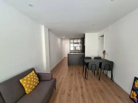 Wohnung 86 m² in Cerdanyola del Vallès