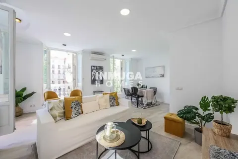 Flat 101 m² in Madrid