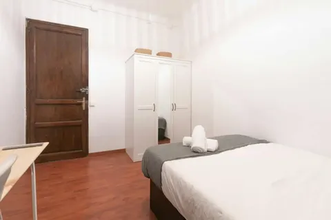 Habitación en alquiler, Barcelona (3/10)