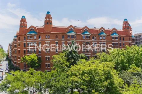 Appartamento 206 m² a Valencia