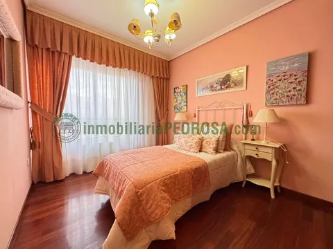 Pis de 77 m² a Pontevedra