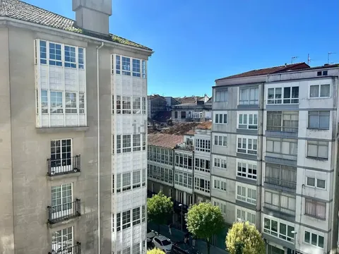 Pis de 104 m² a Santiago de Compostel·la