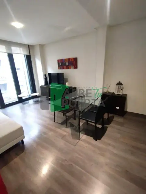 Flat 65 m² in Ourense