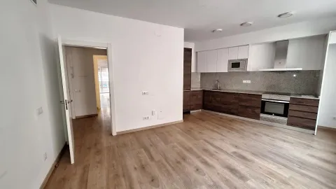 Wohnung 65 m² in Sant Feliu de Llobregat