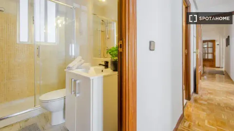 Chambre à louer, Madrid