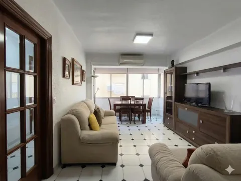 Piso de 74 m² en Almería