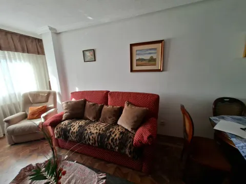 Piso de 80 m² en Avilés