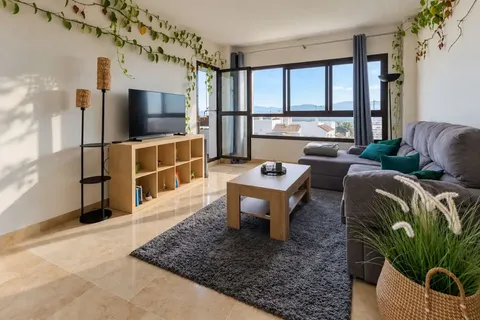Wohnung 74 m² in La Línea de la Concepción