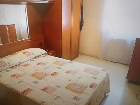Pis de 85 m² a Terrassa