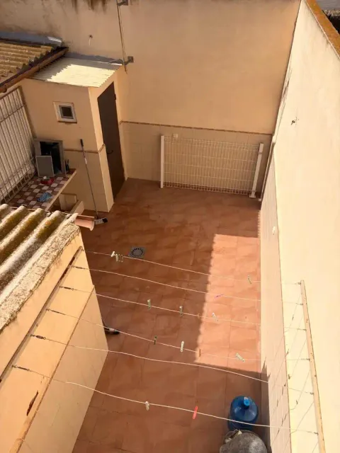 Stanza in affitto, Blanca