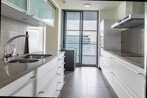 Flat 102 m² in Barcelona